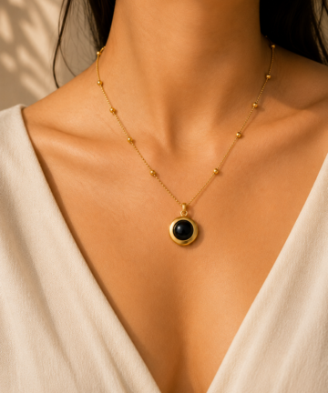Black Stone Gold Chain